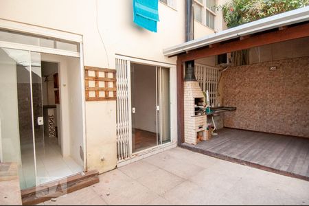 Área Externa de apartamento à venda com 1 quarto, 80m² em Petrópolis, Porto Alegre