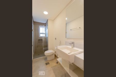 Banheiro de kitnet/studio para alugar com 1 quarto, 38m² em Jardim Paulista, São Paulo