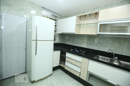Cozinha de casa para alugar com 4 quartos, 150m² em Copacabana, Rio de Janeiro