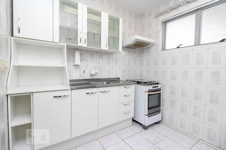 COZINHA de apartamento à venda com 2 quartos, 56m² em Jardim Itu Sabará, Porto Alegre