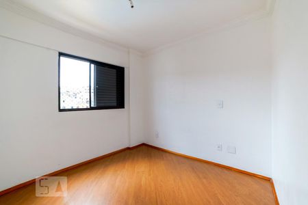 Quarto 1 de apartamento para alugar com 2 quartos, 60m² em Vila Mazzei, São Paulo