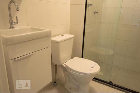 Banheiro de apartamento para alugar com 1 quarto, 30m² em Vila Buarque, São Paulo