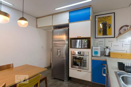 1o. Andar - Cozinha (Armários) de casa para alugar com 2 quartos, 150m² em Ipiranga, São Paulo
