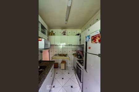 Apartamento à venda com 48m², 2 quartos e 1 vagaCozinha e Área de Serviço