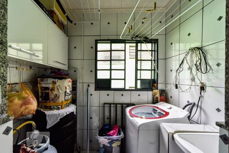 Apartamento à venda com 48m², 2 quartos e 1 vagaCozinha e Área de Serviço