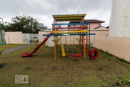 Casa de condomínio à venda com 170m², 4 quartos e 1 vaga Casa de condomínio à venda com 170m², 4 quartos e 1 vagaParquinho