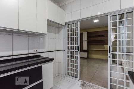 Casa à venda com 211m², 3 quartos e 3 vagasCozinha