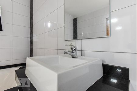 Casa à venda com 211m², 3 quartos e 3 vagasBanheiro da Suíte