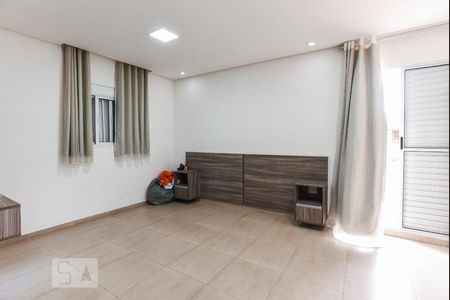 Casa à venda com 211m², 3 quartos e 3 vagasSuíte