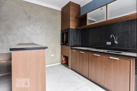 Casa à venda com 211m², 3 quartos e 3 vagasQuintal