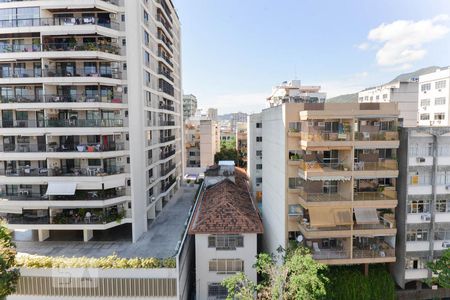 Vista Sala de apartamento à venda com 3 quartos, 120m² em Maracanã, Rio de Janeiro