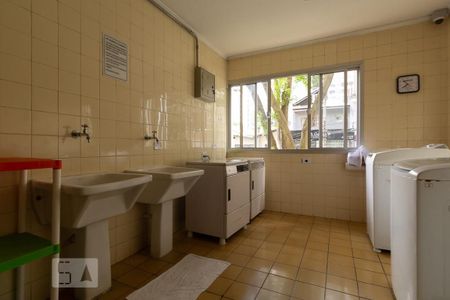 Studio à venda com 28m², 1 quarto e sem vagaÁrea Comum - Lavanderia