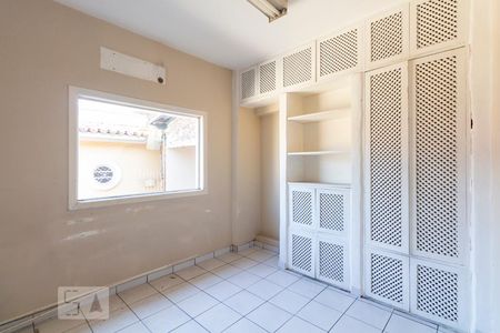 Casa à venda com 160m², 3 quartos e 8 vagasQuarto 1