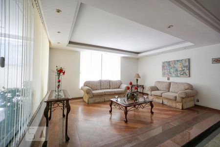 Apartamento à venda com 96m², 3 quartos e 2 vagas Apartamento à venda com 96m², 3 quartos e 2 vagasHall social