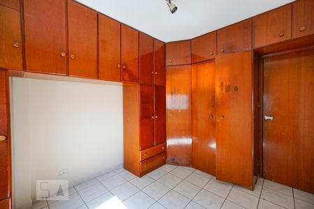 Apartamento à venda com 96m², 3 quartos e 2 vagas Apartamento à venda com 96m², 3 quartos e 2 vagasQuarto 3