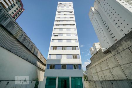 Apartamento à venda com 96m², 3 quartos e 2 vagas Apartamento à venda com 96m², 3 quartos e 2 vagasFachada