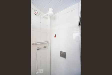 Apartamento à venda com 96m², 3 quartos e 2 vagas Apartamento à venda com 96m², 3 quartos e 2 vagasDetalhe banheiro