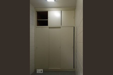 Apartamento para alugar com 74m², 2 quartos e 1 vaga Apartamento para alugar com 74m², 2 quartos e 1 vagaÁrea de serviço