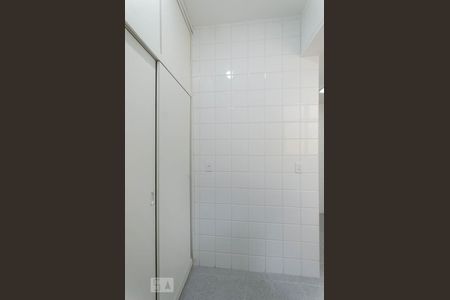 Apartamento para alugar com 74m², 2 quartos e 1 vaga Apartamento para alugar com 74m², 2 quartos e 1 vagaÁrea de Serviço