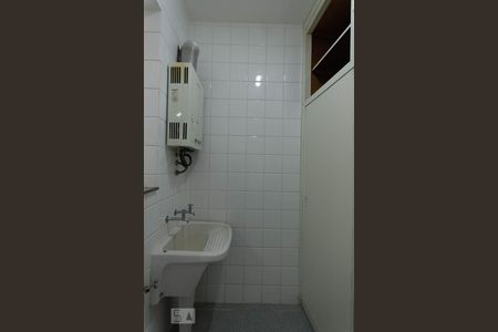Apartamento para alugar com 74m², 2 quartos e 1 vaga Apartamento para alugar com 74m², 2 quartos e 1 vagaÁrea de Serviço