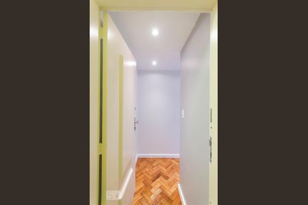 Hall de entrada social de apartamento para alugar com 2 quartos, 74m² em Lagoa, Rio de Janeiro