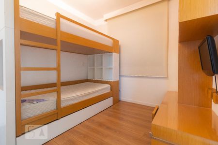 Apartamento à venda com 196m², 4 quartos e 3 vagas Apartamento à venda com 196m², 4 quartos e 3 vagasSuíte 1