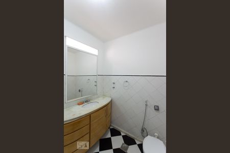 Banheiro Social de apartamento para alugar com 3 quartos, 95m² em Grajaú, Rio de Janeiro