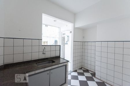 Apartamento para alugar com 95m², 3 quartos e 1 vaga Apartamento para alugar com 95m², 3 quartos e 1 vagaCozinha - Armários