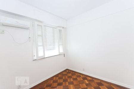 Quarto 03 de apartamento para alugar com 3 quartos, 95m² em Grajaú, Rio de Janeiro