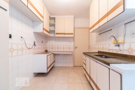 Apartamento à venda com 160m², 3 quartos e 2 vagasCozinha