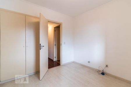 Quarto de apartamento à venda com 3 quartos, 160m² em Alphaville Industrial, Barueri