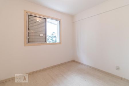 Quarto de apartamento à venda com 3 quartos, 160m² em Alphaville Industrial, Barueri