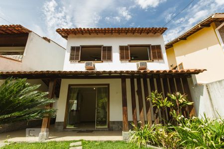 Casa de Condomínio para alugar com 3 quartos, 436m² em Freguesia (jacarepaguá), Rio de Janeiro