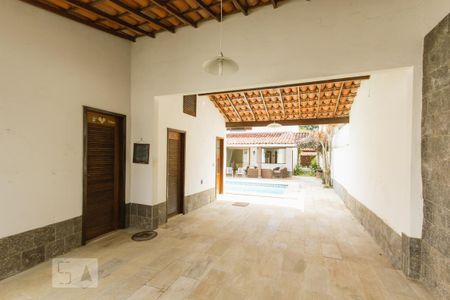 Primeiro Andar - Área Externa de casa de condomínio para alugar com 3 quartos, 436m² em Freguesia (jacarepaguá), Rio de Janeiro