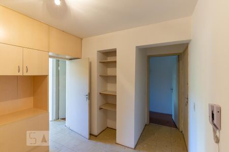 Sala de apartamento para alugar com 1 quarto, 35m² em Cambuí, Campinas