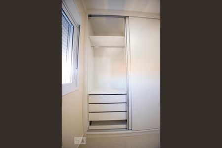 ARMARIO de apartamento para alugar com 2 quartos, 56m² em Jardim Paulicéia, Campinas