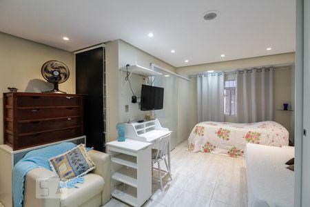 Casa à venda com 275m², 4 quartos e 4 vagasSuíte 4