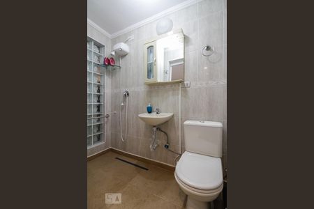 Casa à venda com 275m², 4 quartos e 4 vagasBanheiro Suíte 4