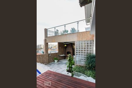 Casa à venda com 275m², 4 quartos e 4 vagasPiscina