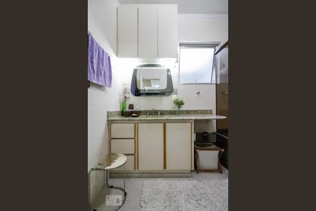 Casa à venda com 275m², 4 quartos e 4 vagasBanheiro Suíte 3