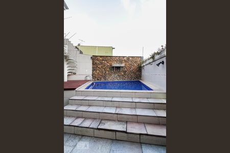 Casa à venda com 275m², 4 quartos e 4 vagasPiscina