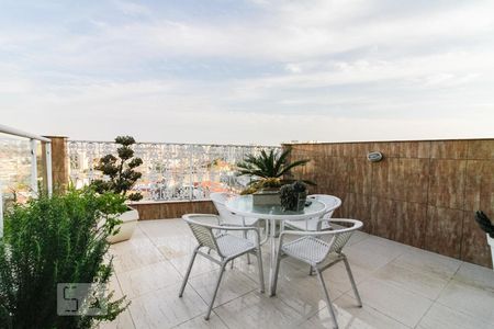 Casa à venda com 275m², 4 quartos e 4 vagasVaranda