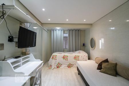 Casa à venda com 275m², 4 quartos e 4 vagasSuíte 4