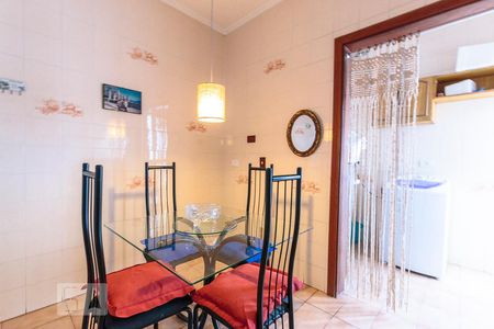 Casa de condomínio à venda com 200m², 3 quartos e 2 vagasCozinha