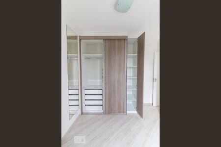 Apartamento à venda com 50m², 2 quartos e 1 vagaQuarto 2 - armário