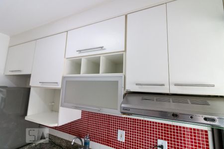 Apartamento à venda com 50m², 2 quartos e 1 vagaCozinha - armários