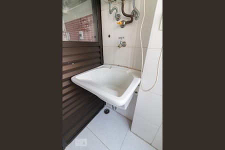 Apartamento à venda com 50m², 2 quartos e 1 vagaÁrea de serviço - tanque