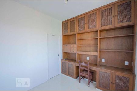 Quarto 2 de apartamento para alugar com 2 quartos, 60m² em Praça da Bandeira, Rio de Janeiro