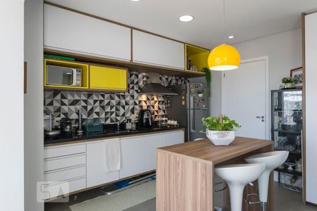 Studio - Cozinha (Armários) de kitnet/studio para alugar com 1 quarto, 30m² em Aclimação, São Paulo