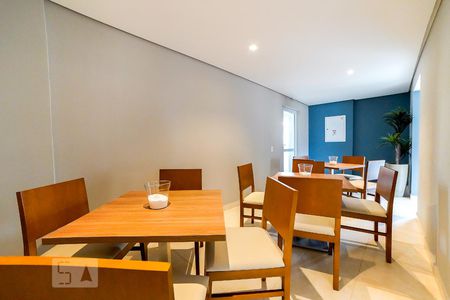 Apartamento à venda com 47m², 2 quartos e 1 vaga Apartamento à venda com 47m², 2 quartos e 1 vagaÁrea Comum - Salão de Festas
